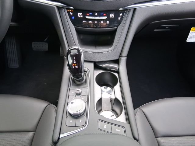 New 2026 Cadillac XT5 Premium Luxury w/ LPO, ONYX Package image 14