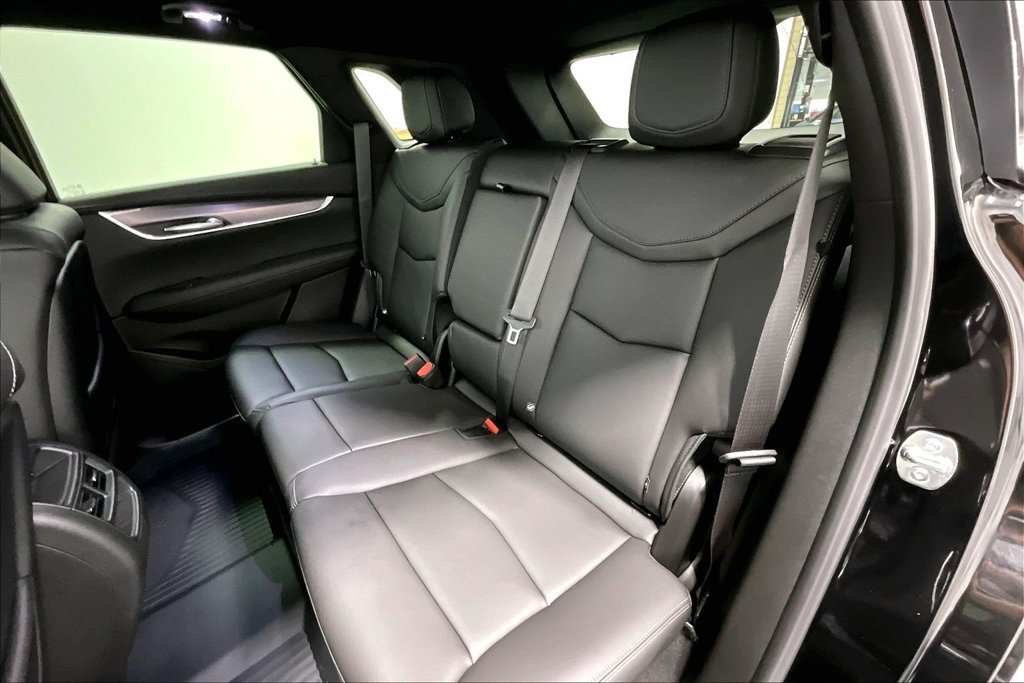 New 2026 Cadillac XT5 Luxury w/ LPO, Floor Liner Package FWD image 18