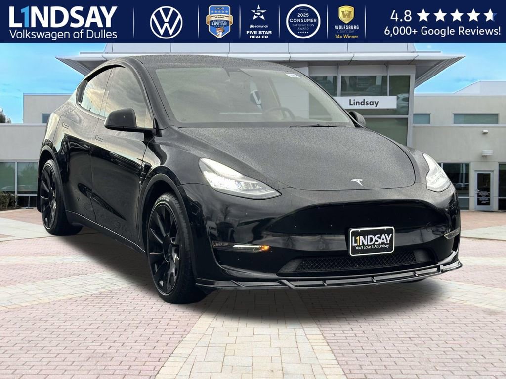 Used 2021 Tesla Model Y Long Range image 1