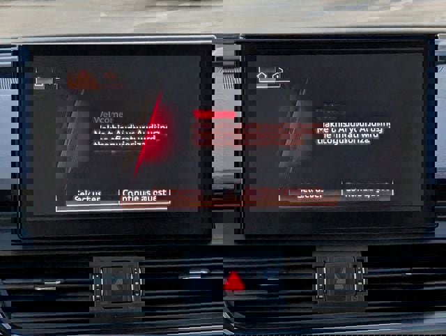 Used 2023 Audi Q5 e Premium Plus w/ Premium Plus Package image 16