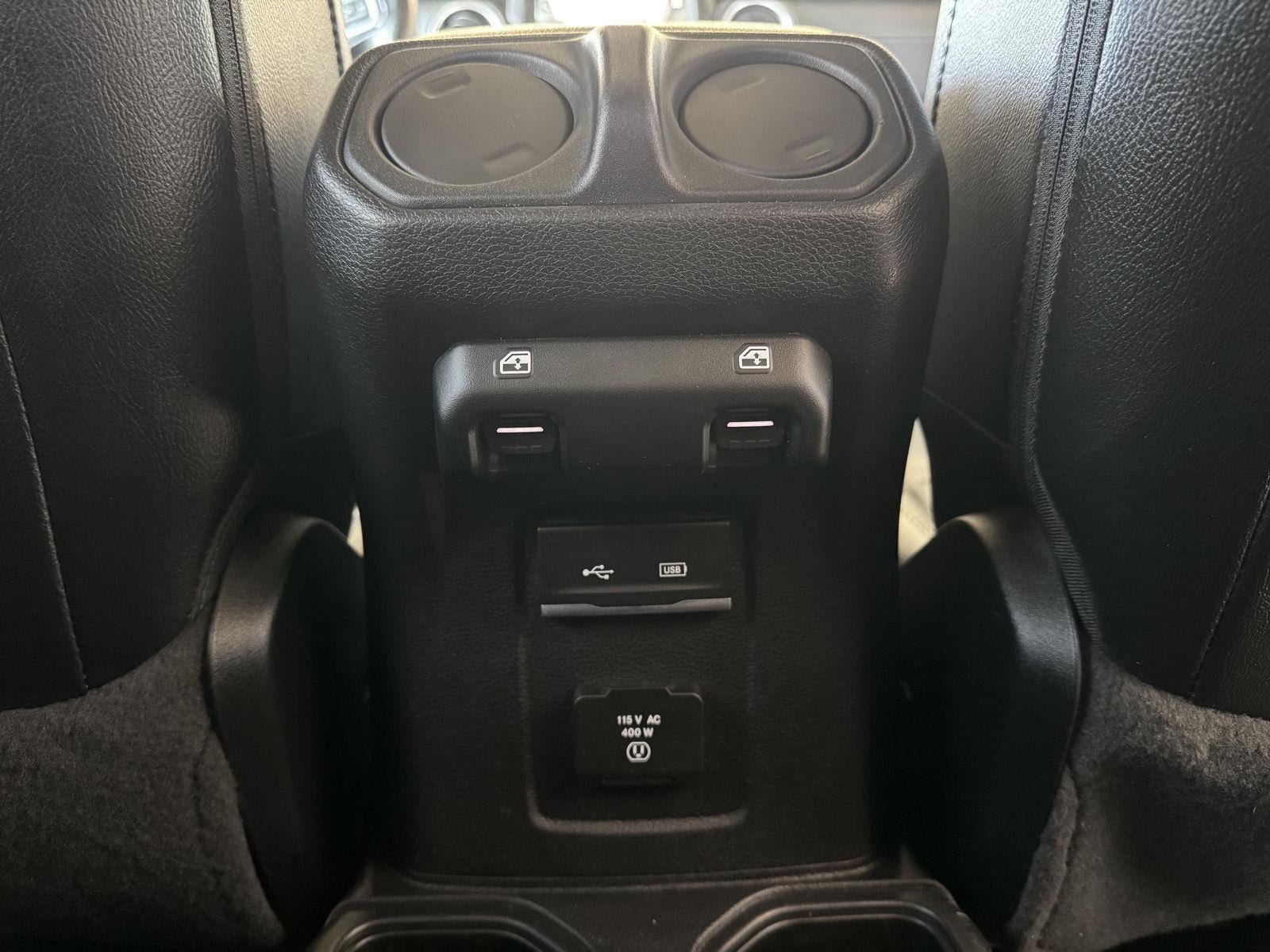 Used 2020 Jeep Gladiator Overland AWD/4WD image 32