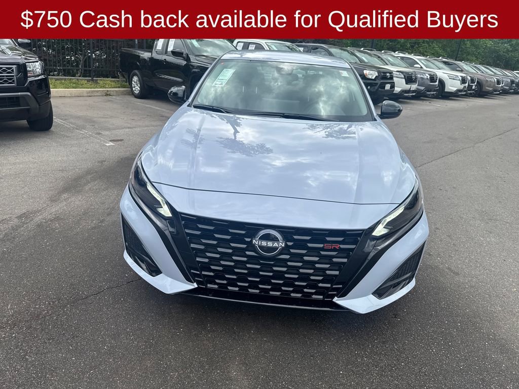 New 2026 Nissan Altima 2.5 SR FWD image 10
