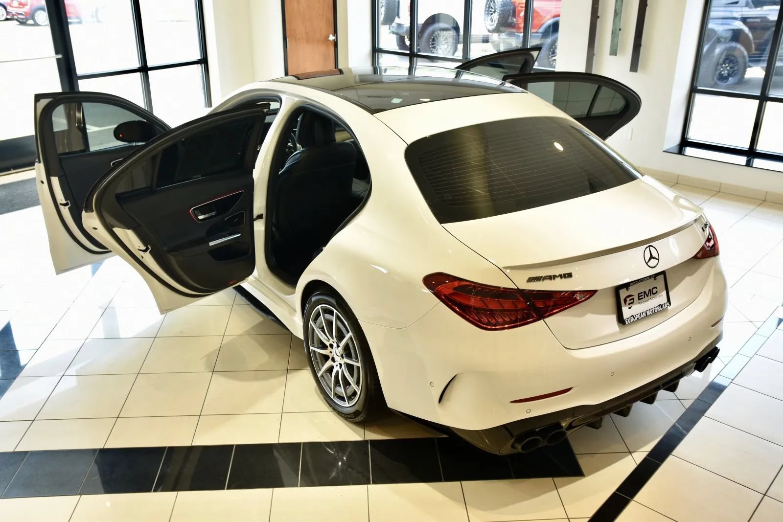 Used 2025 Mercedes-Benz C 43 AMG 4MATIC Sedan image 8