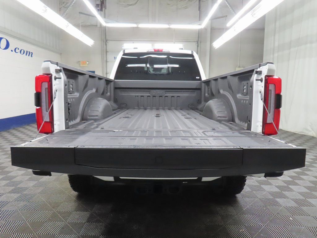 Used 2025 Ford F250 Platinum AWD/4WD image 45