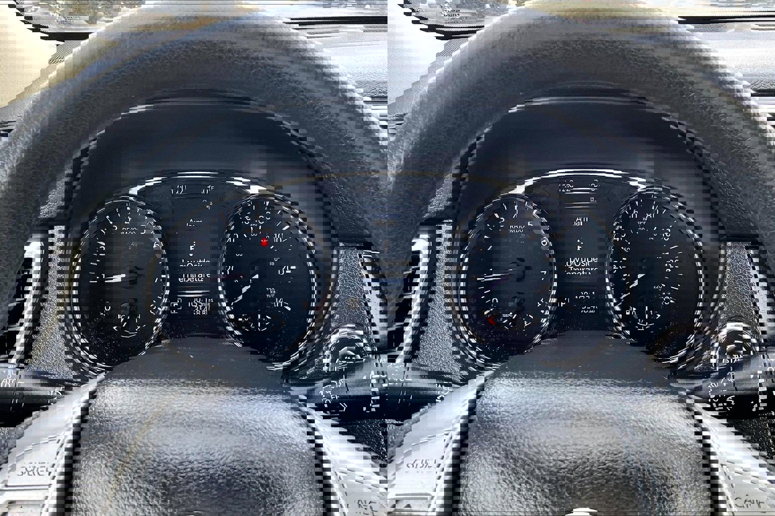 Used 2016 Nissan Rogue SV w/ SV Premium Package image 20