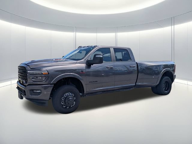 Used 2025 RAM 3500 Limited AWD/4WD image 2
