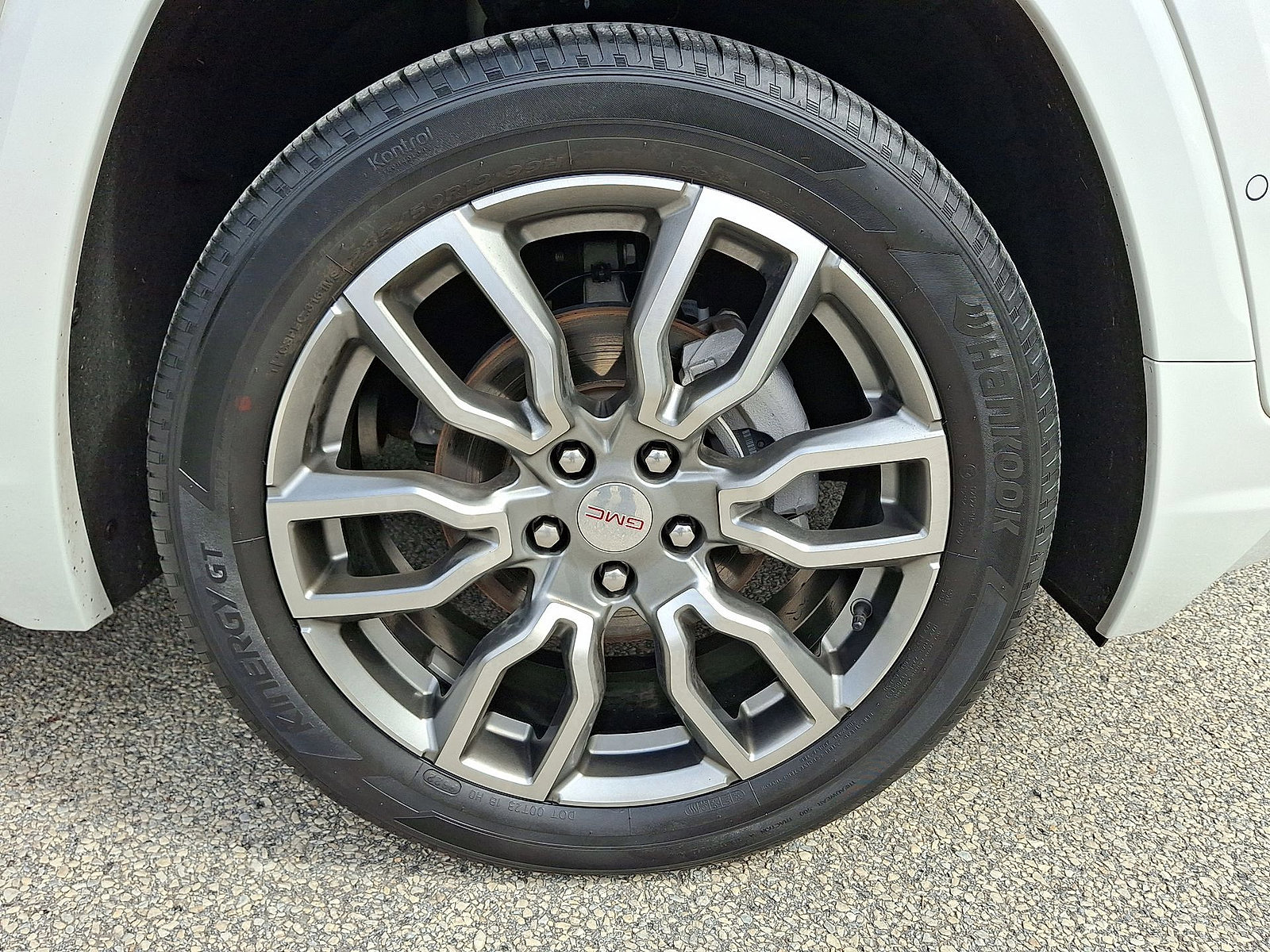 Certified 2023 GMC Terrain Denali w/ Denali Premium Package image 27