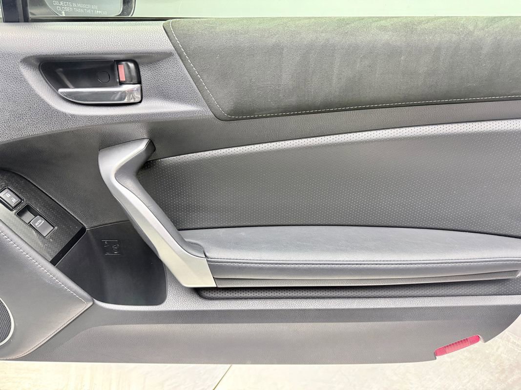 Used 2020 Toyota 86 RWD image 16