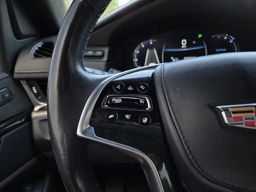 Used 2018 Cadillac Escalade Platinum AWD/4WD image 26