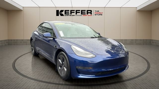 Used 2023 Tesla Model 3 Standard Range image 7
