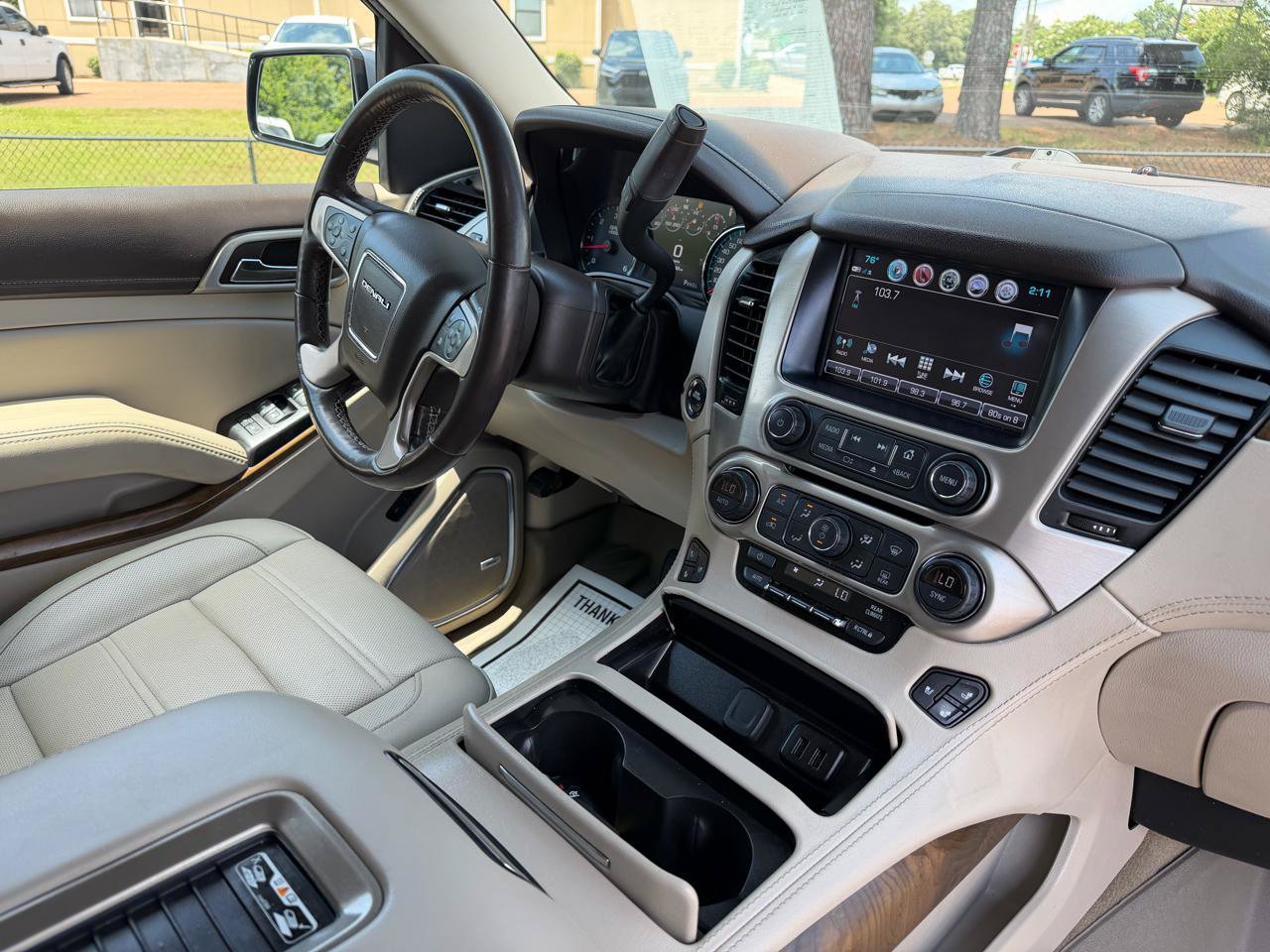 Used 2018 GMC Yukon Denali w/ Open Road Package AWD/4WD image 15