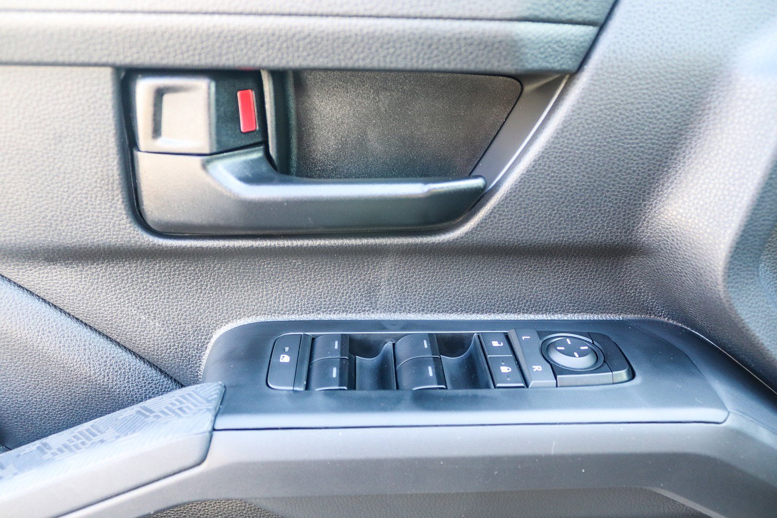 New 2025 Toyota Tacoma SR5 image 22