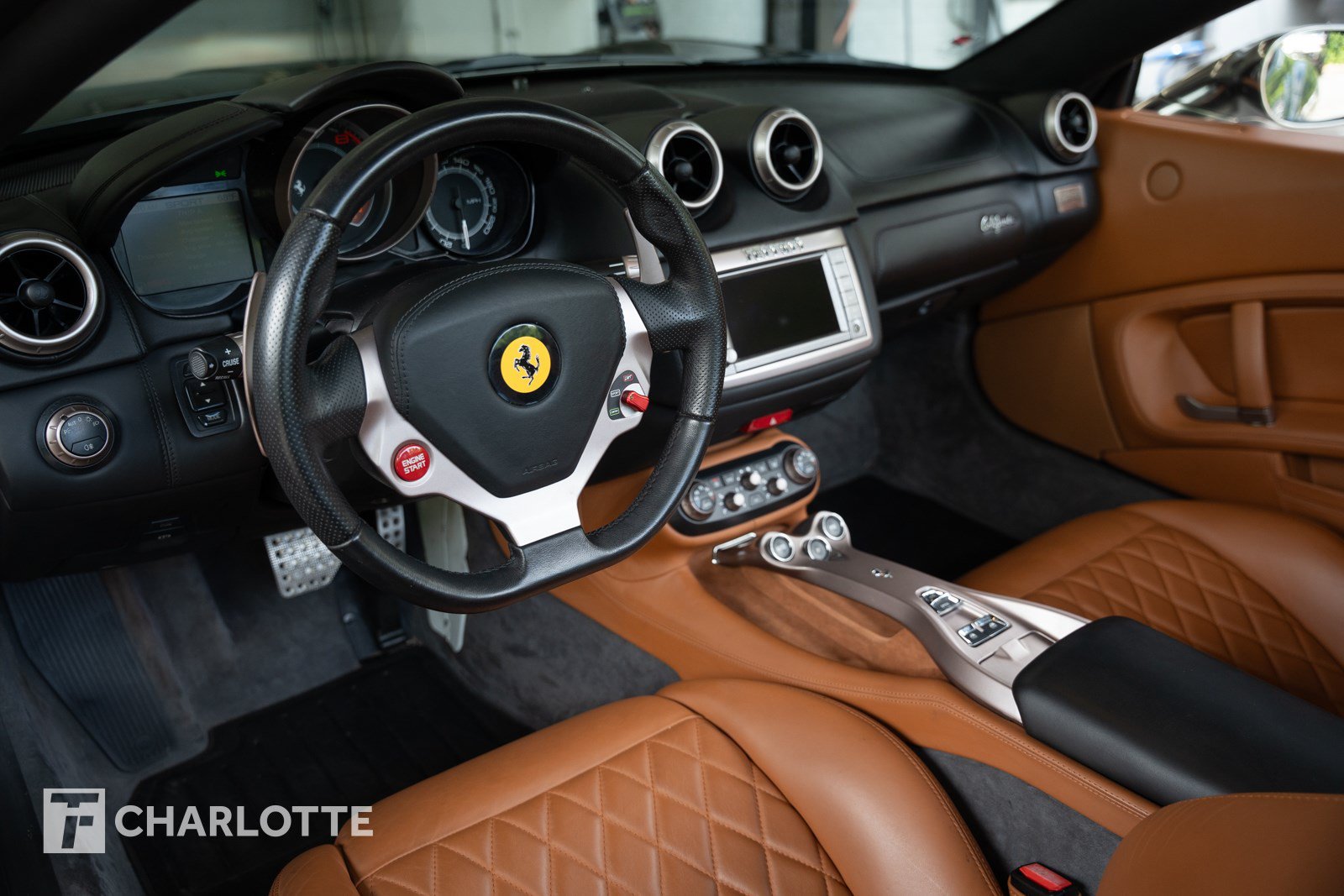 Used 2012 Ferrari California RWD image 22