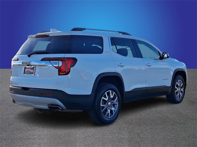 Used 2023 GMC Acadia SLT image 4