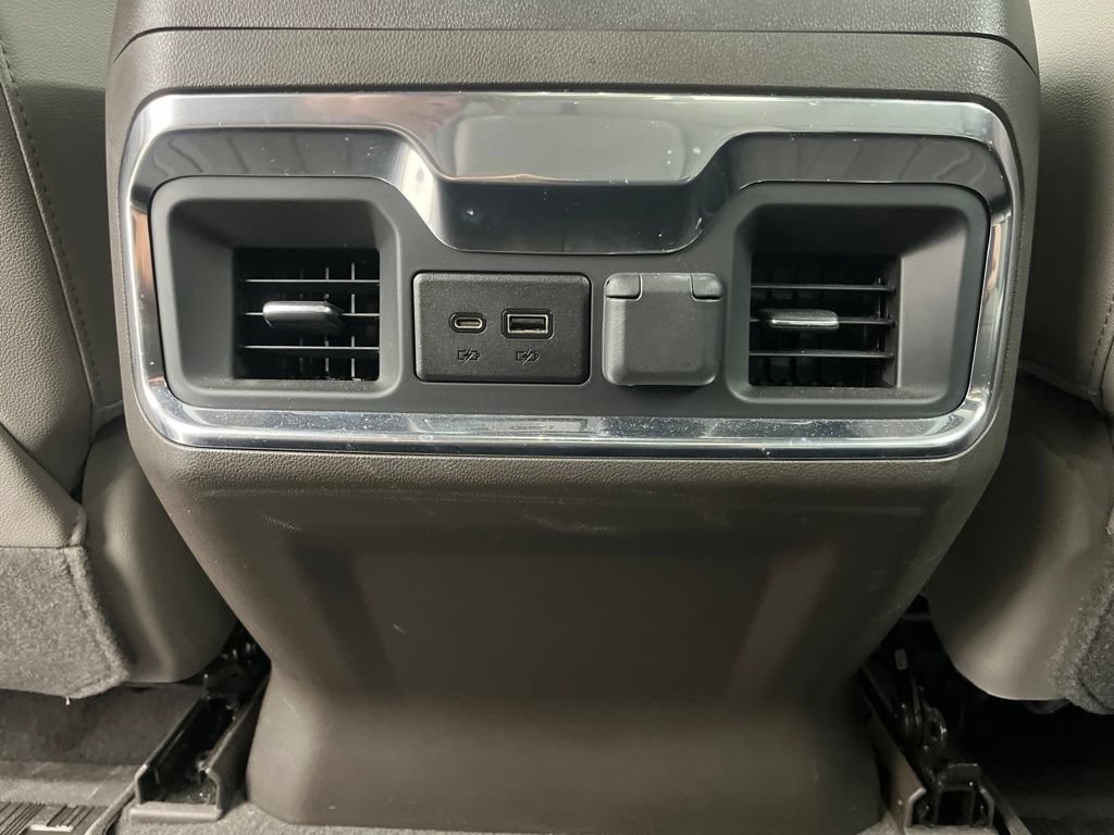 Used 2022 GMC Sierra 1500 SLT w/ SLT Premium Plus Package AWD/4WD image 23