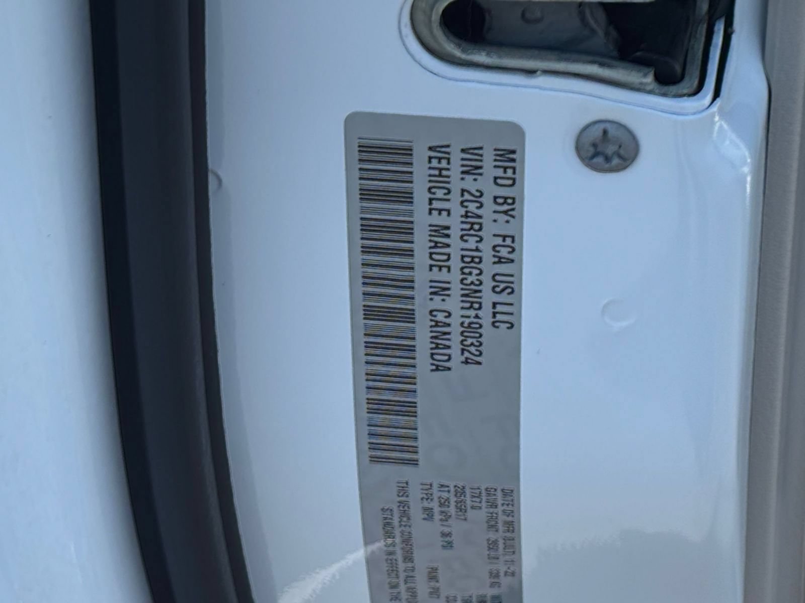 Used 2022 Chrysler Pacifica Touring-L FWD image 32