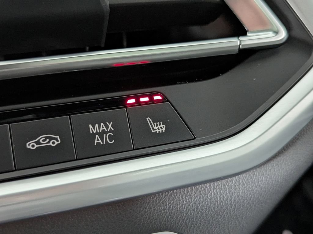 Certified 2023 BMW X6 xDrive40i w/ M Sport Package AWD/4WD image 24