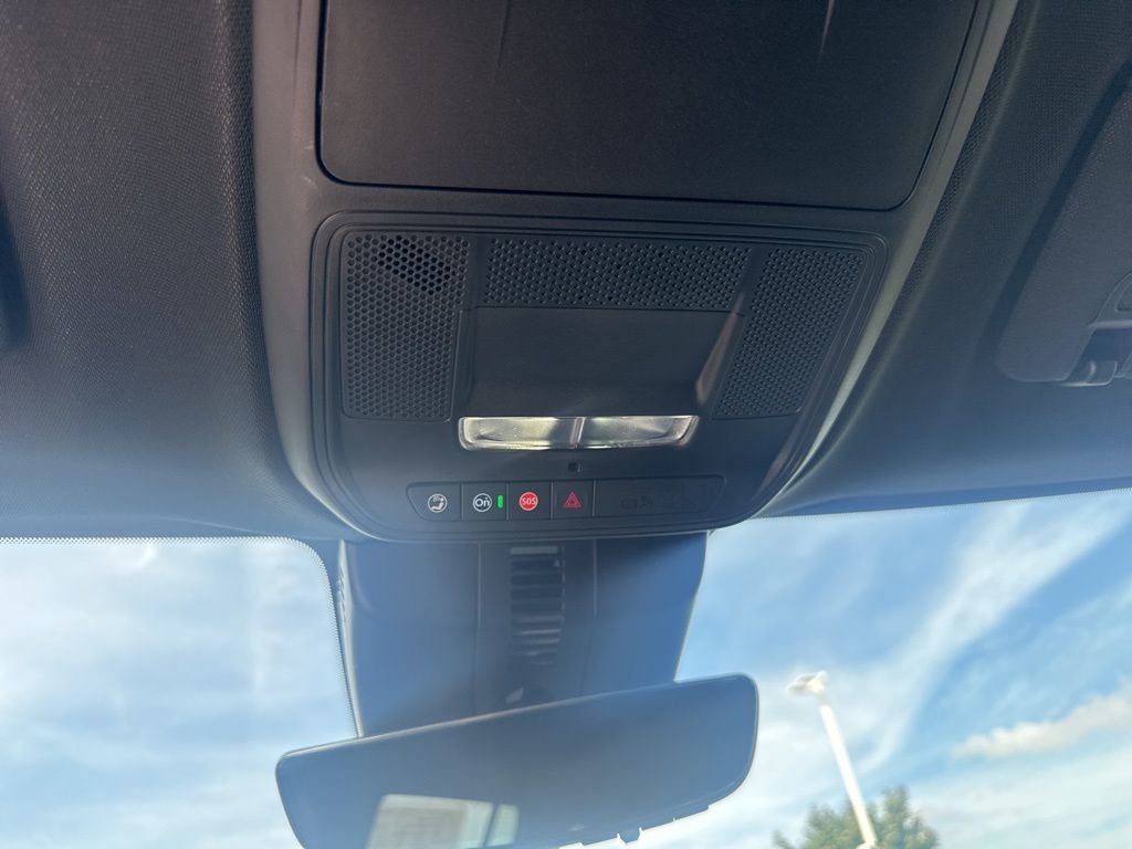 New 2026 Chevrolet Traverse Z71 w/ Enhanced Driving Package image 42