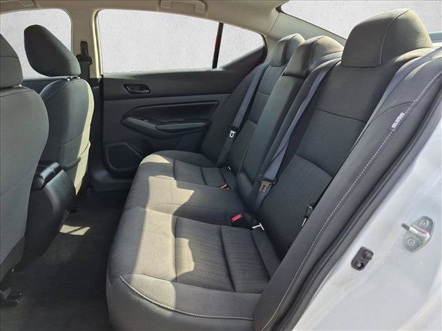 Used 2025 Nissan Altima 2.5 SV FWD image 18