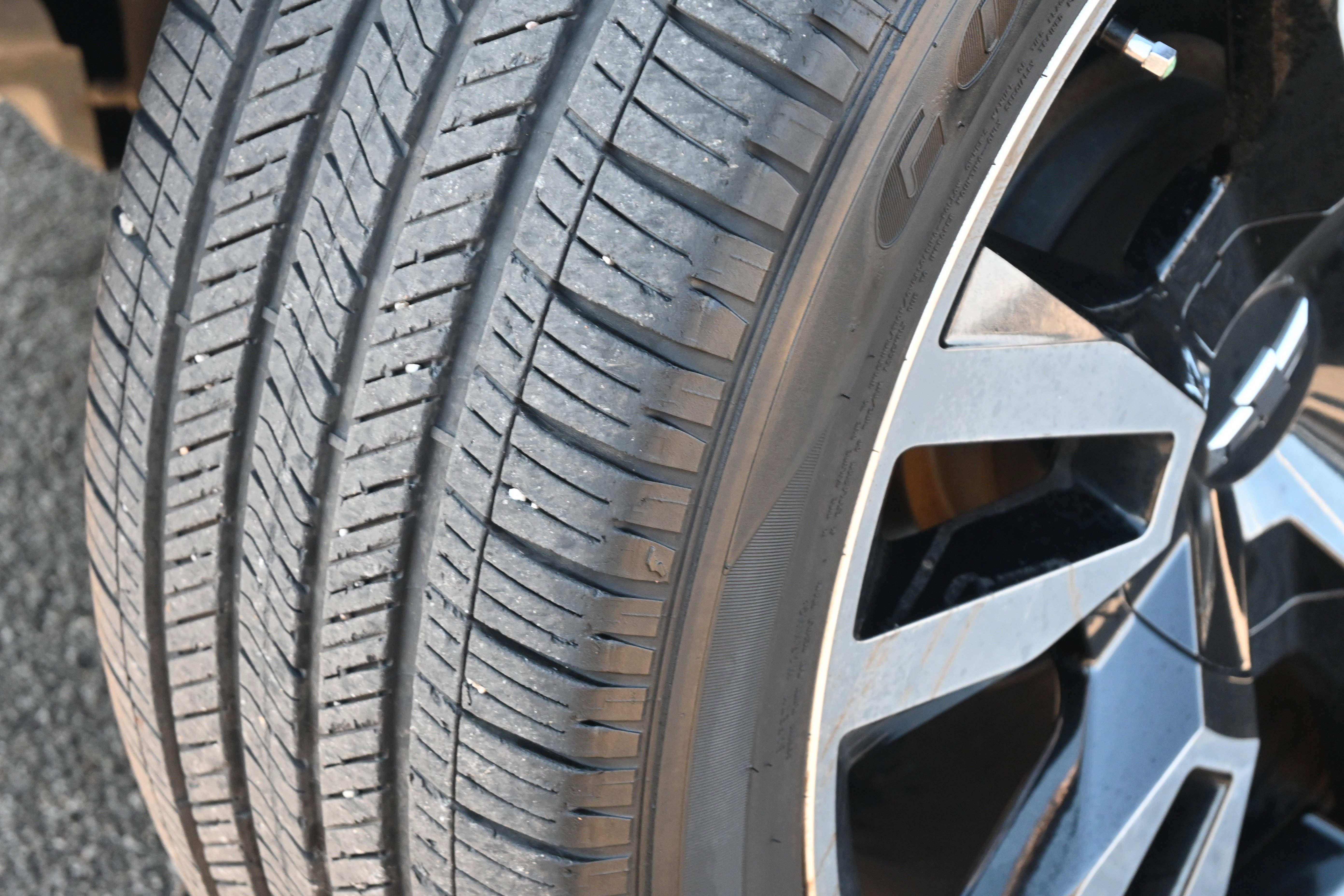 Used 2018 Chevrolet Tahoe Premier image 15