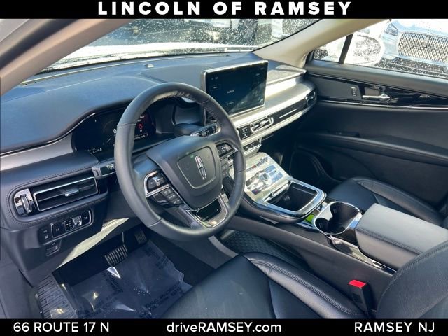 Used 2023 Lincoln Nautilus AWD w/ Premium Package image 10
