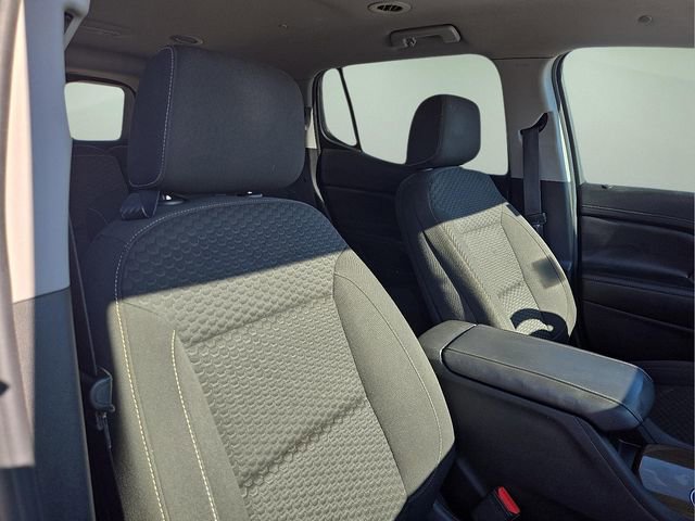 Used 2019 GMC Acadia SLE w/ LPO, Floor Liner Package FWD image 9