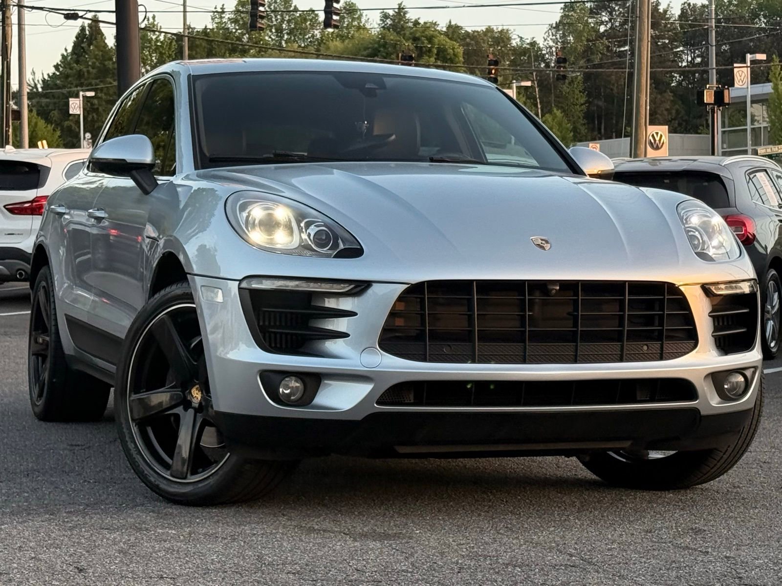Used 2017 Porsche Macan S image 7