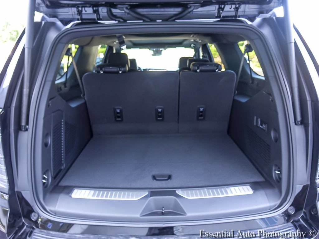 New 2026 Chevrolet Suburban High Country AWD/4WD image 23