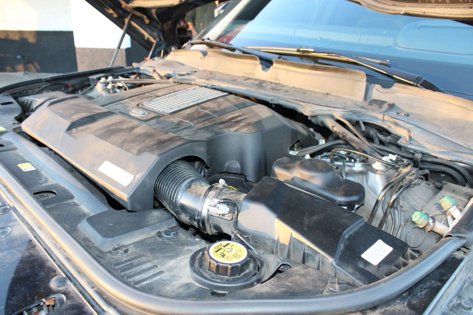 Used 2021 Land Rover Range Rover P525 Westminster Edition LWB image 48