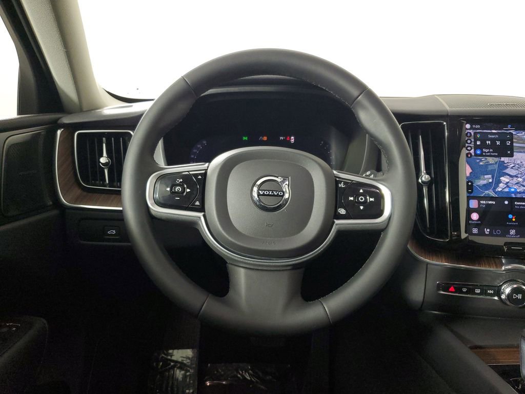 Certified 2023 Volvo XC60 B5 Plus w/ Protection Package Premier image 18