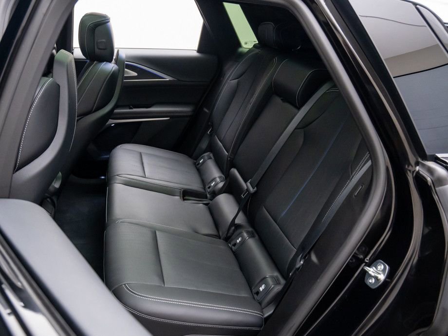 Certified 2024 Cadillac Lyriq Luxury w/ LPO, Floor Liner Package image 20