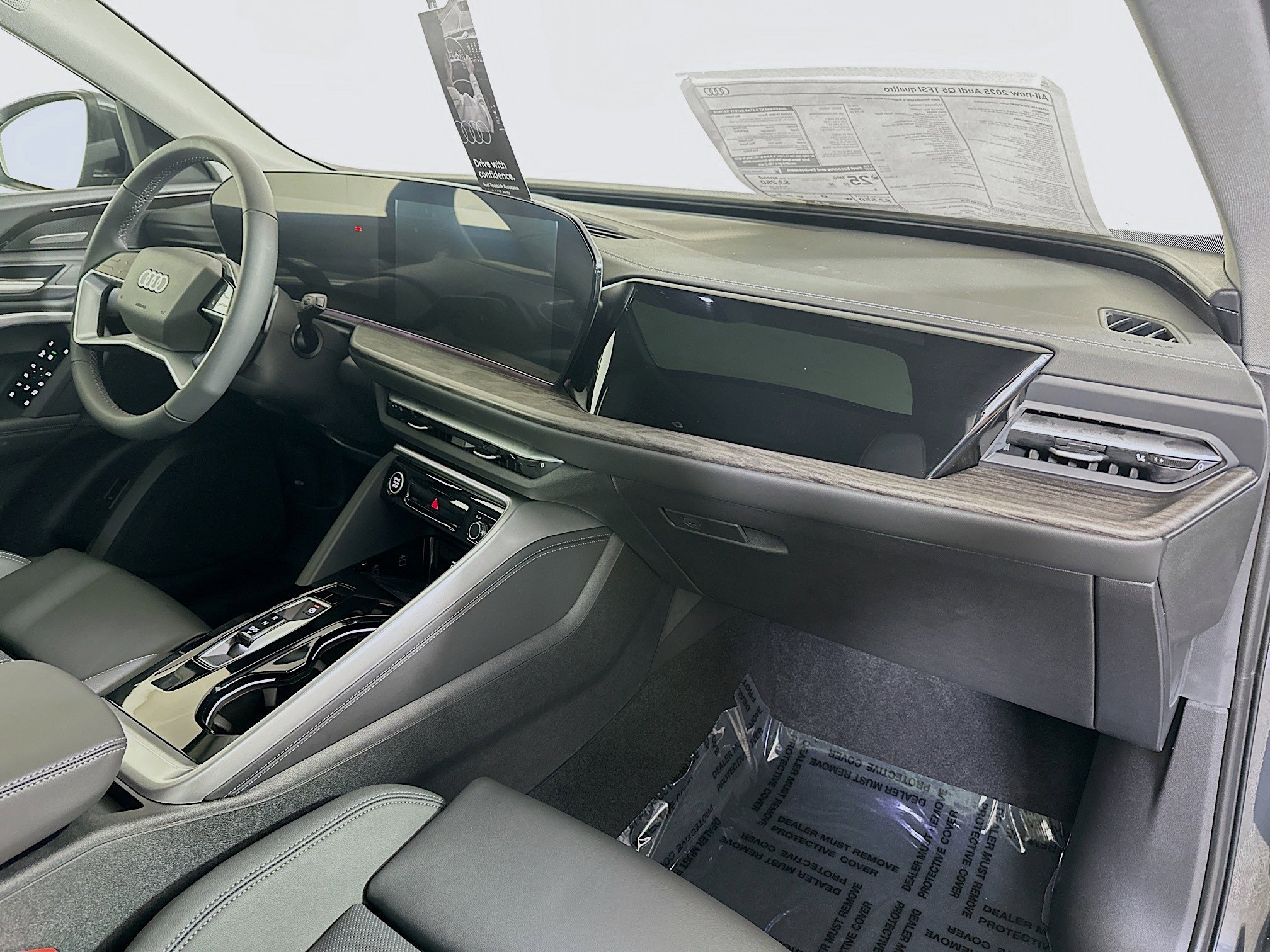 Certified 2025 Audi Q5 Premium Plus image 29