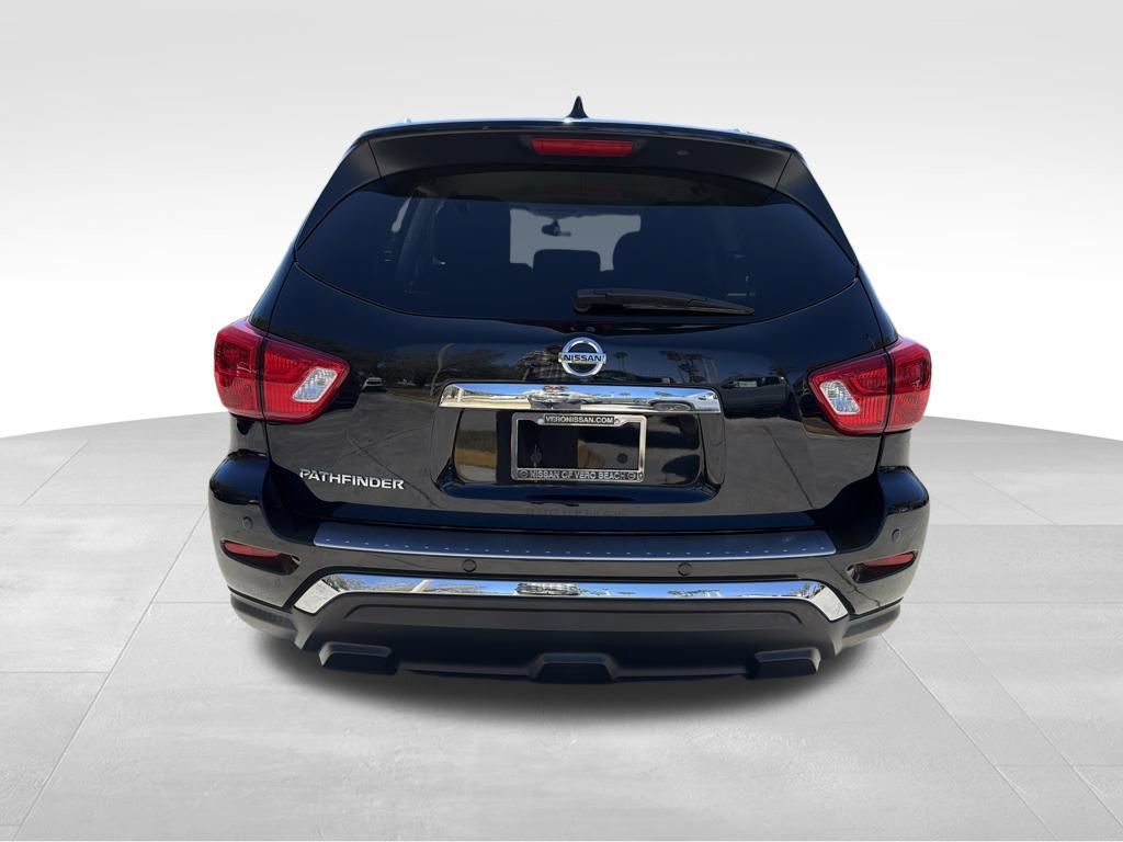 Used 2020 Nissan Pathfinder S image 7