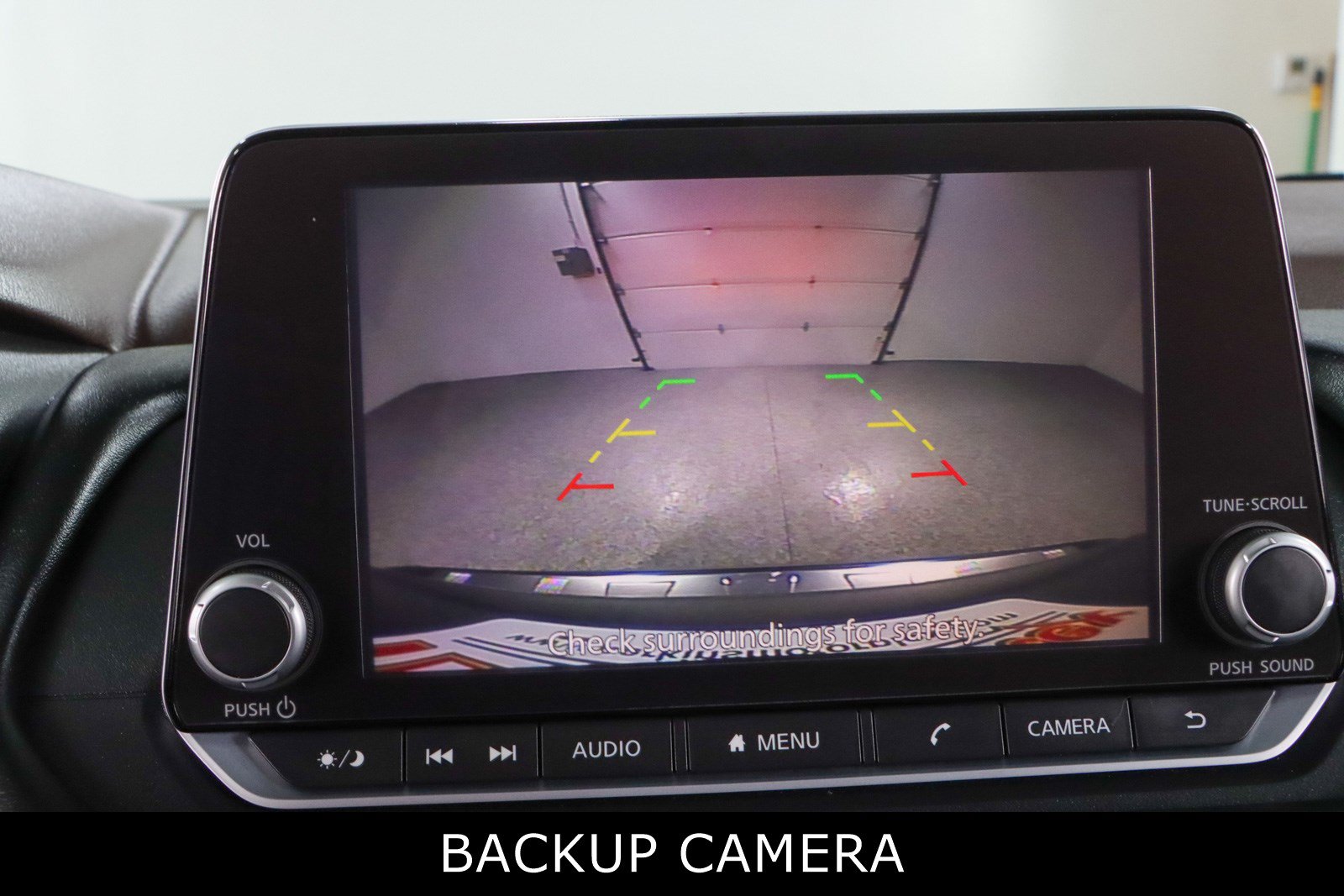 Used 2023 Nissan Rogue SV FWD image 18