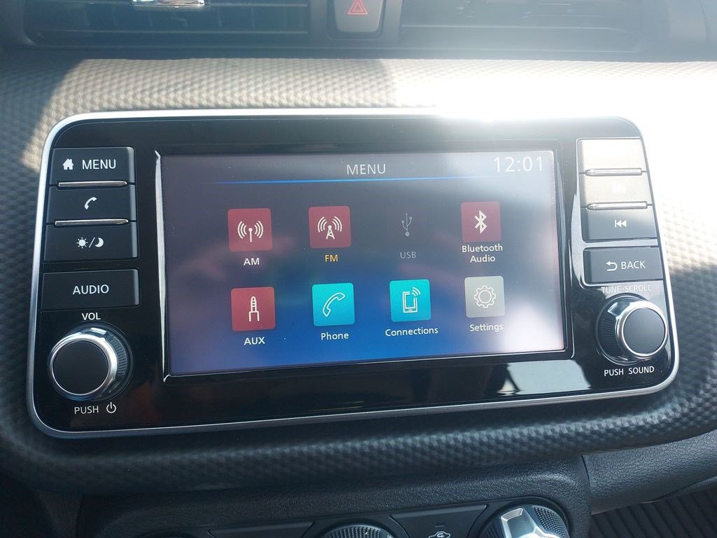 Used 2024 Nissan Kicks S FWD image 12