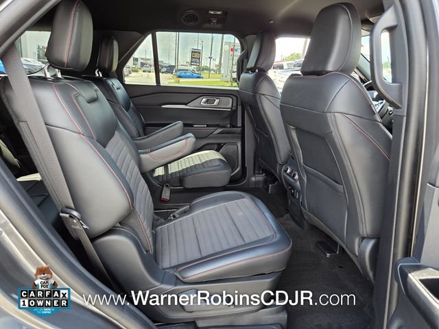 Used 2025 Ford Explorer ST-Line w/ Premium Package RWD image 16