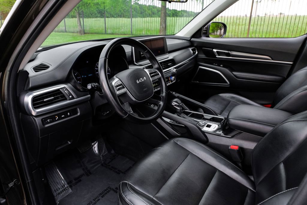 Used 2022 Kia Telluride S image 5