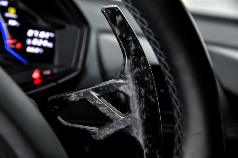 Used 2021 Lamborghini Huracan EVO RWD image 30
