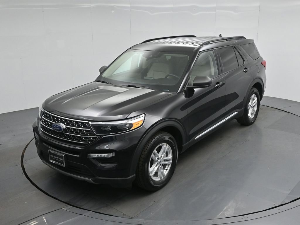 Used 2024 Ford Explorer XLT w/ Equipment Group 202A image 36