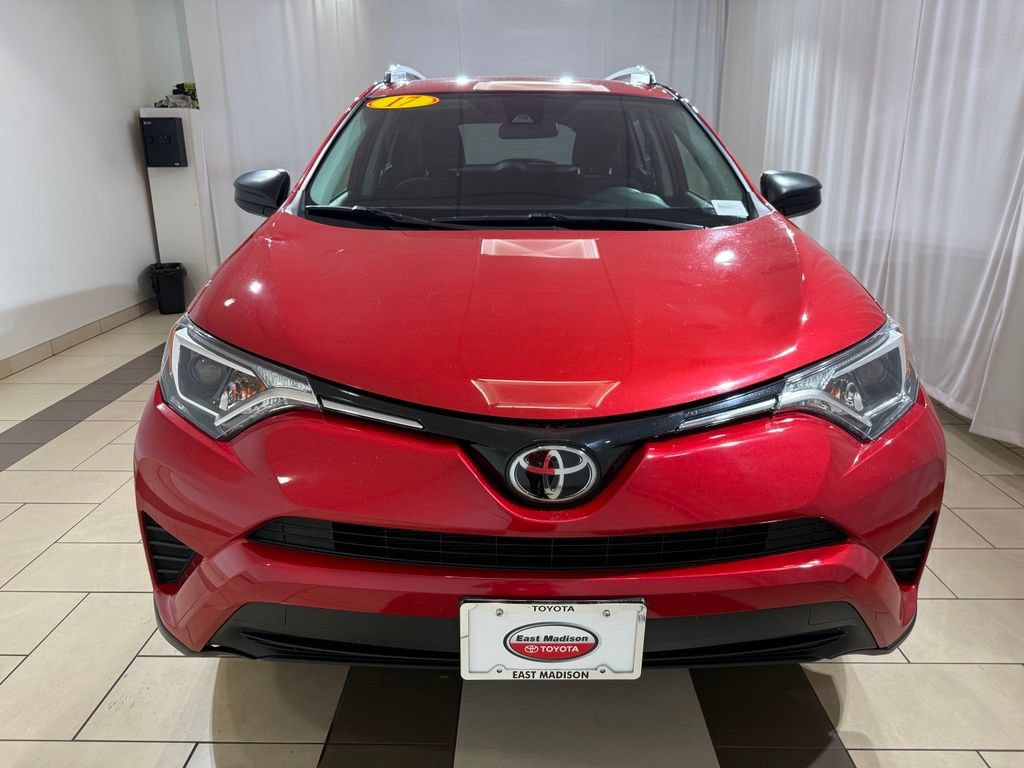 Used 2017 Toyota RAV4 LE w/ Carpet Mat Package AWD/4WD image 8