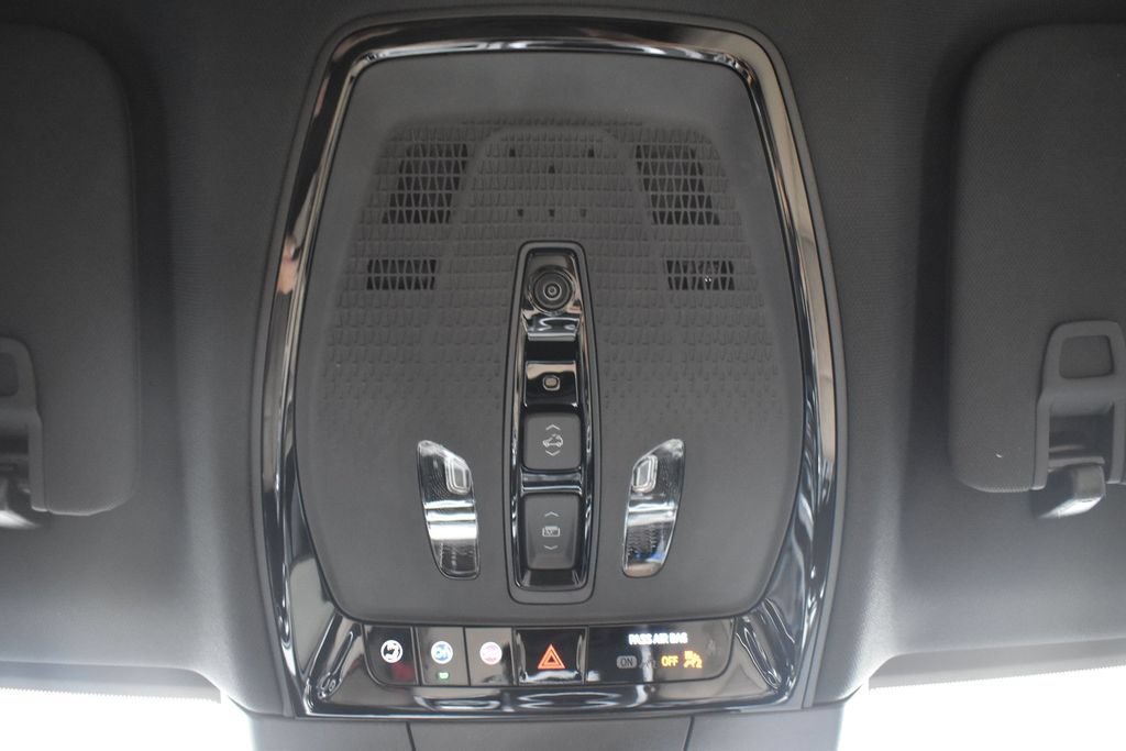 New 2026 Cadillac Lyriq Signature Sport w/ Nappa Leather Package AWD/4WD image 24