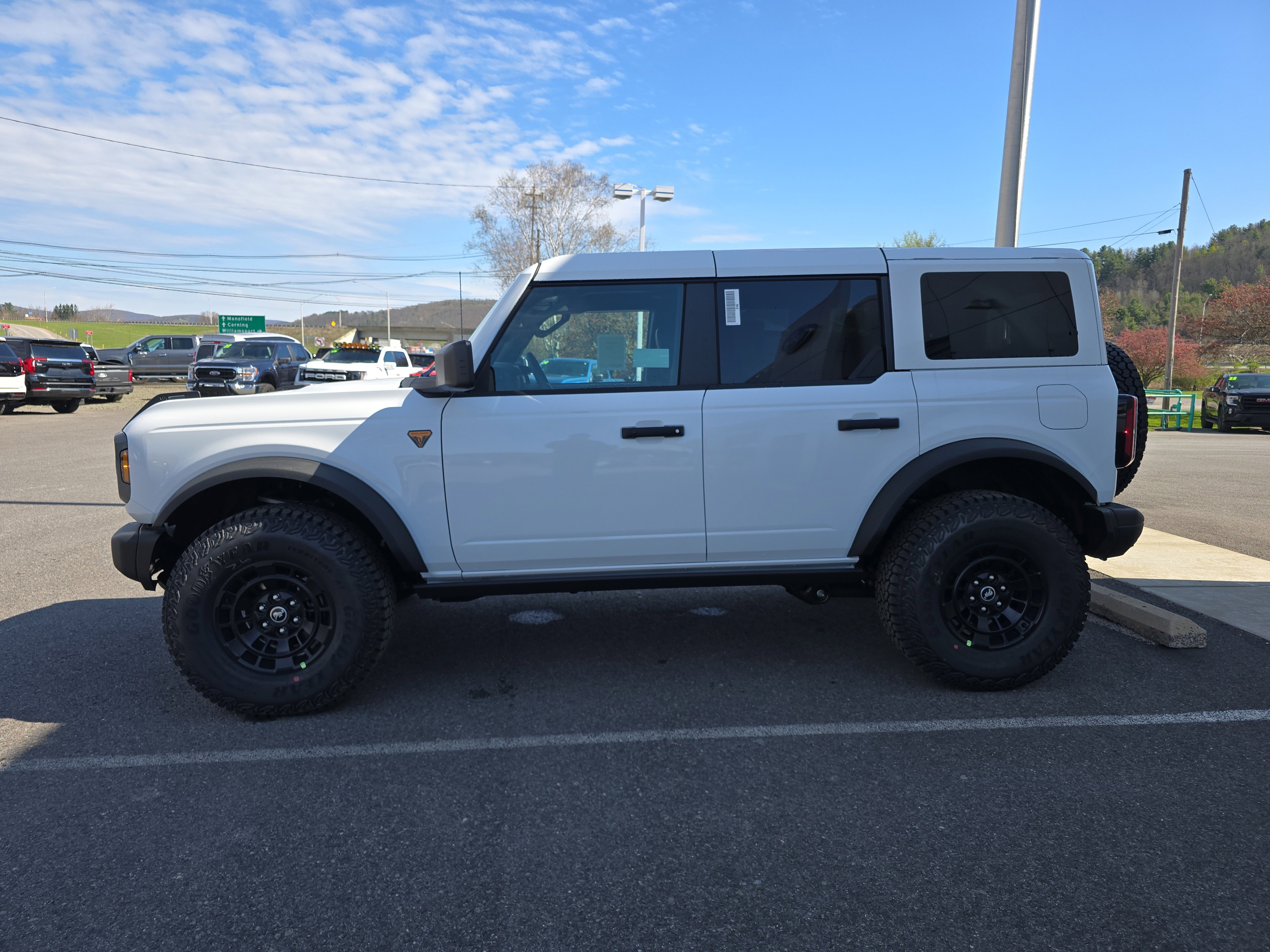 New 2026 Ford Bronco Badlands AWD/4WD image 7