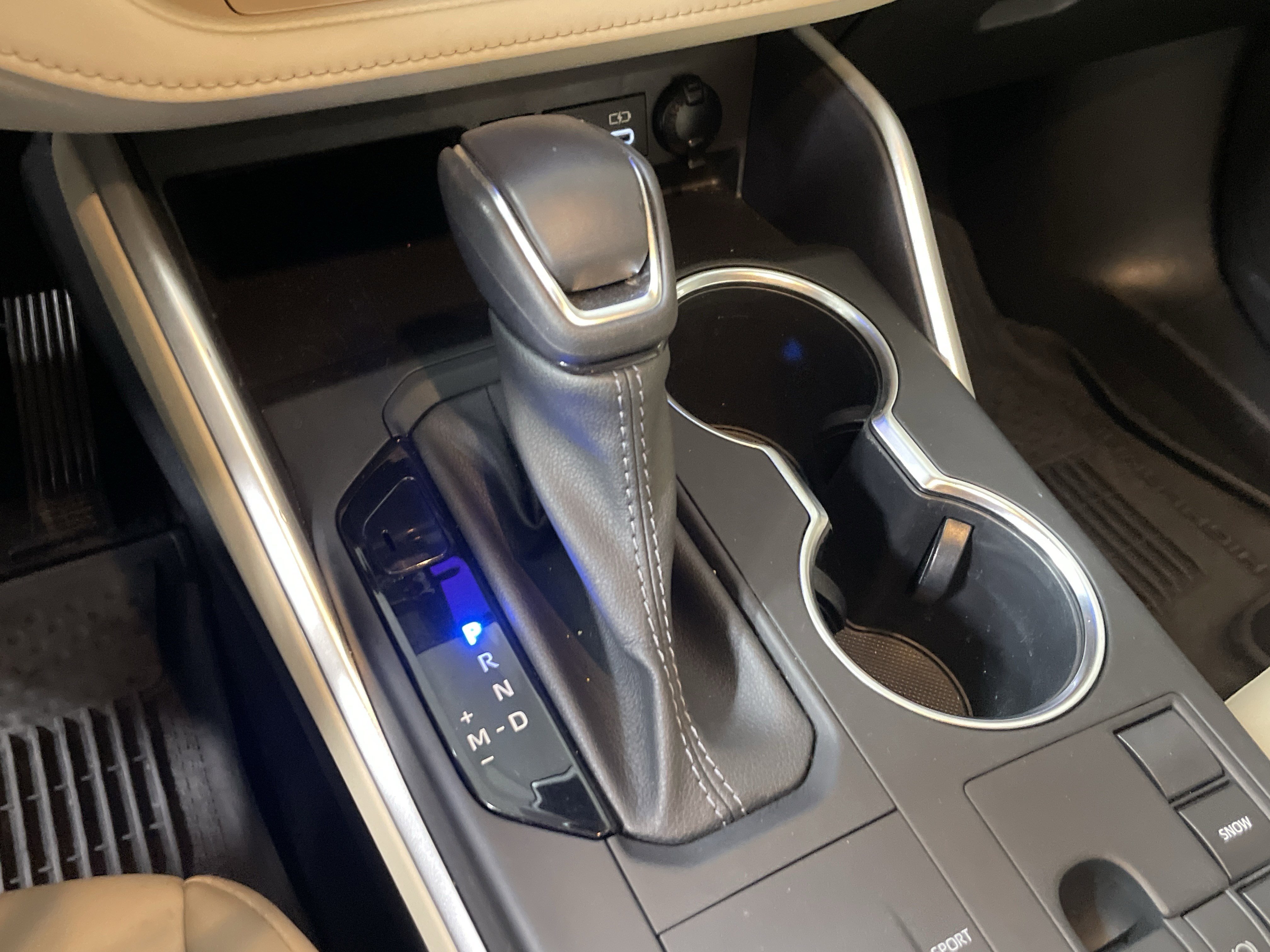 Used 2023 Toyota Highlander XLE image 26