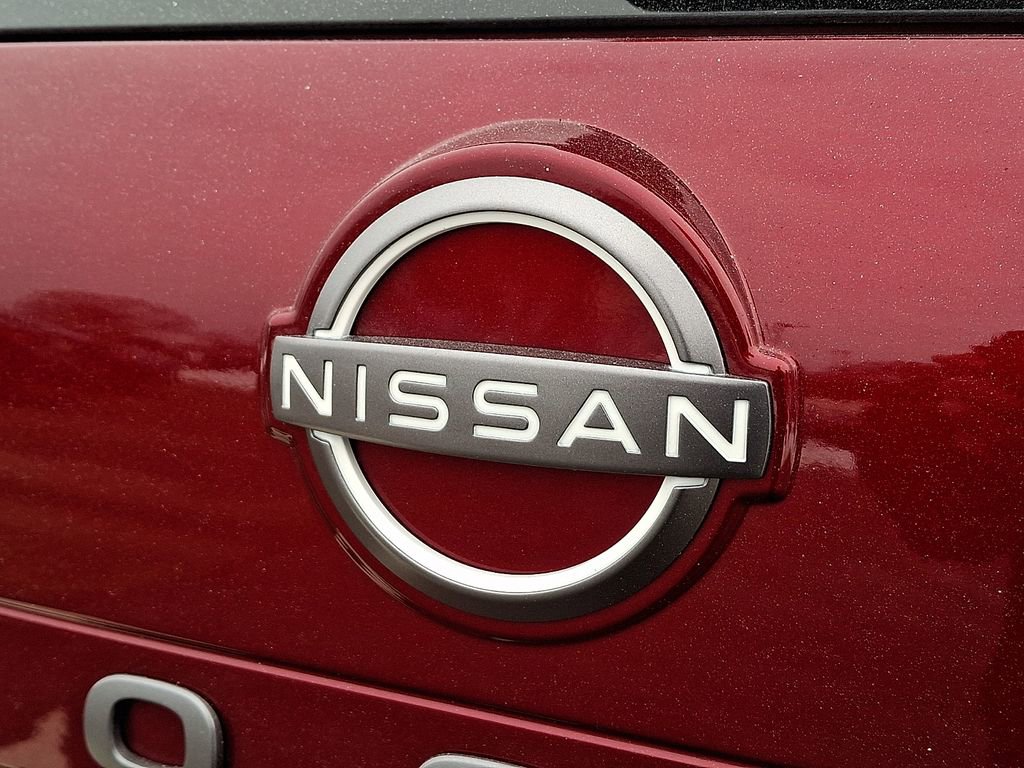 Certified 2025 Nissan Rogue S image 32