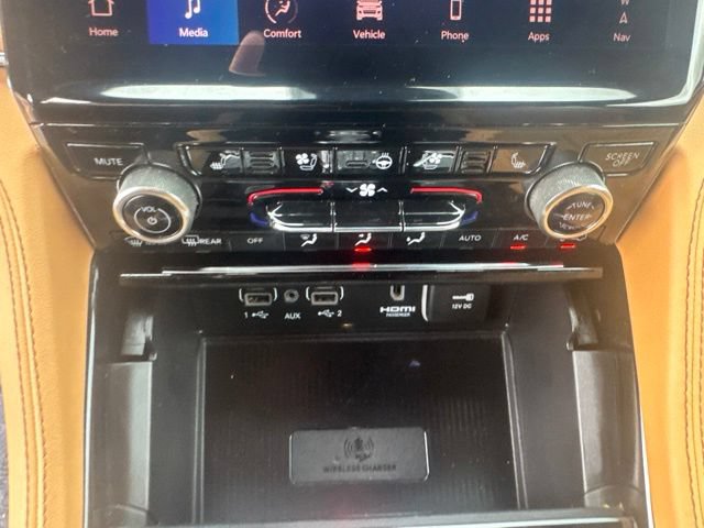 Used 2025 Jeep Grand Cherokee L Summit AWD/4WD image 18