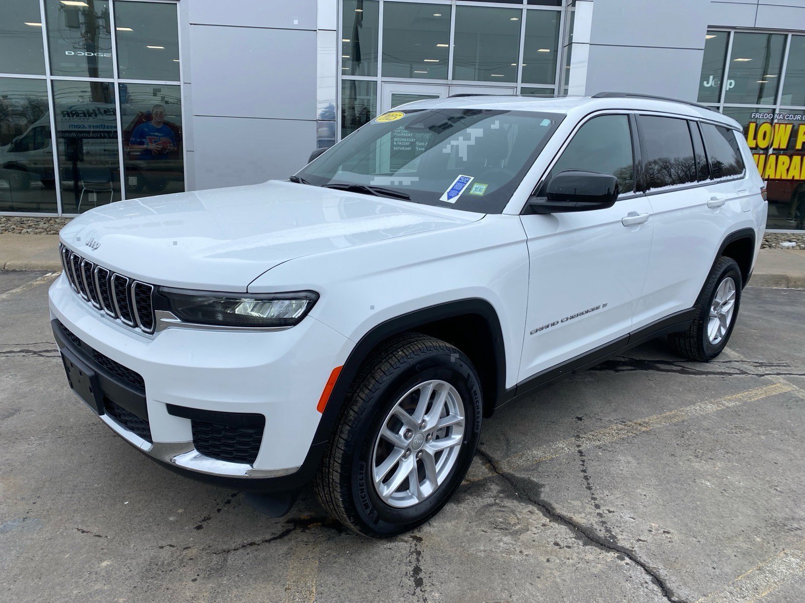 Used 2025 Jeep Grand Cherokee L Laredo w/ Trailer Tow Package AWD/4WD image 64