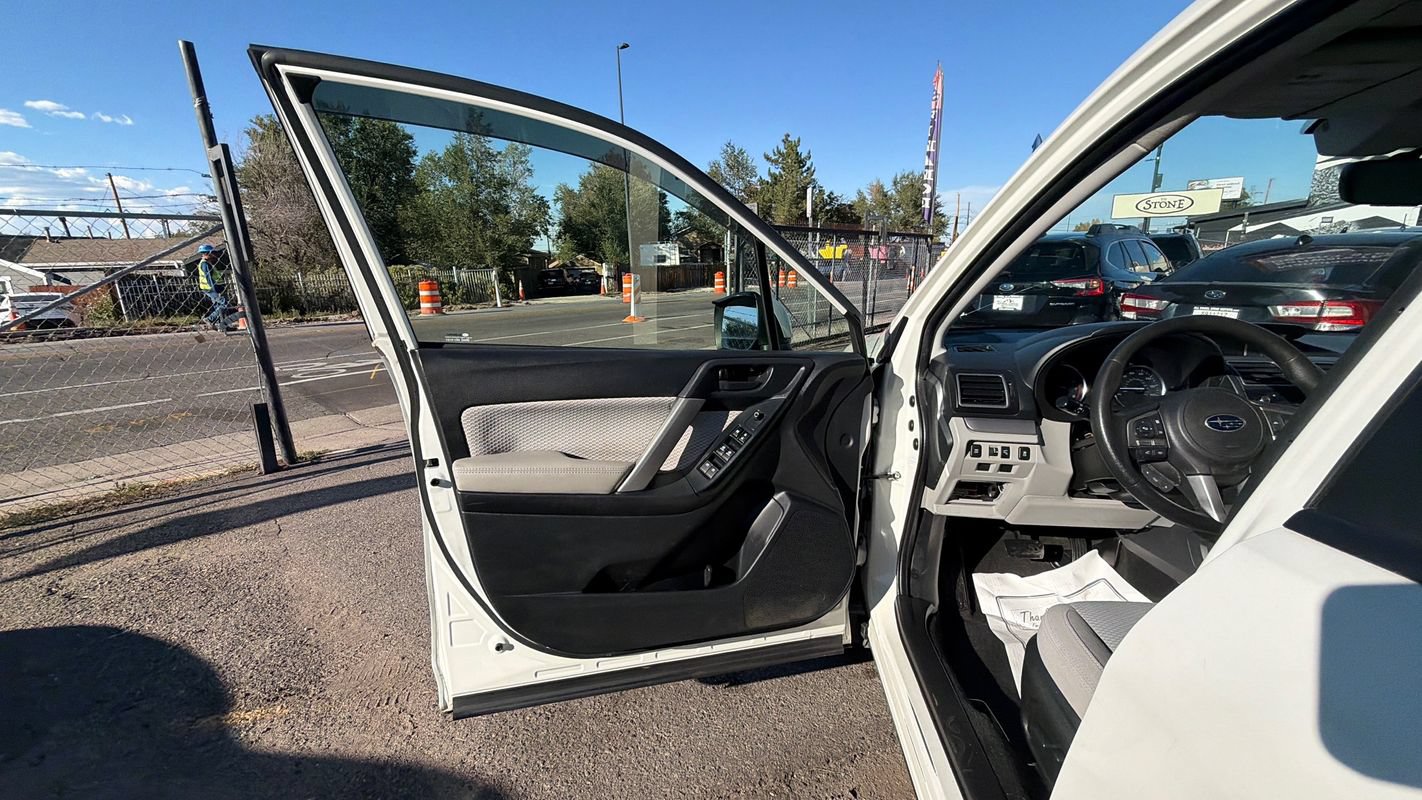 Used 2017 Subaru Forester 2.5i Premium AWD/4WD image 10