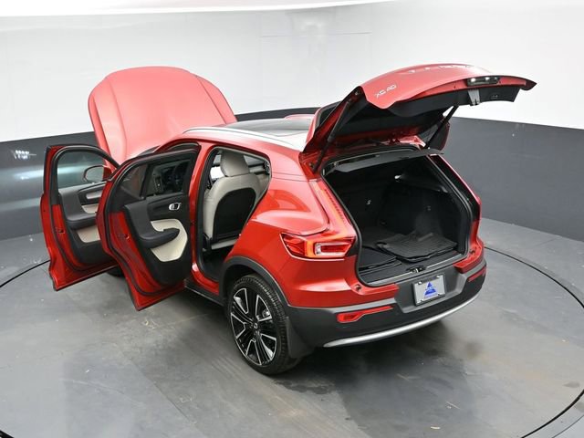 Used 2023 Volvo XC40 B5 Ultimate w/ Climate Package image 51