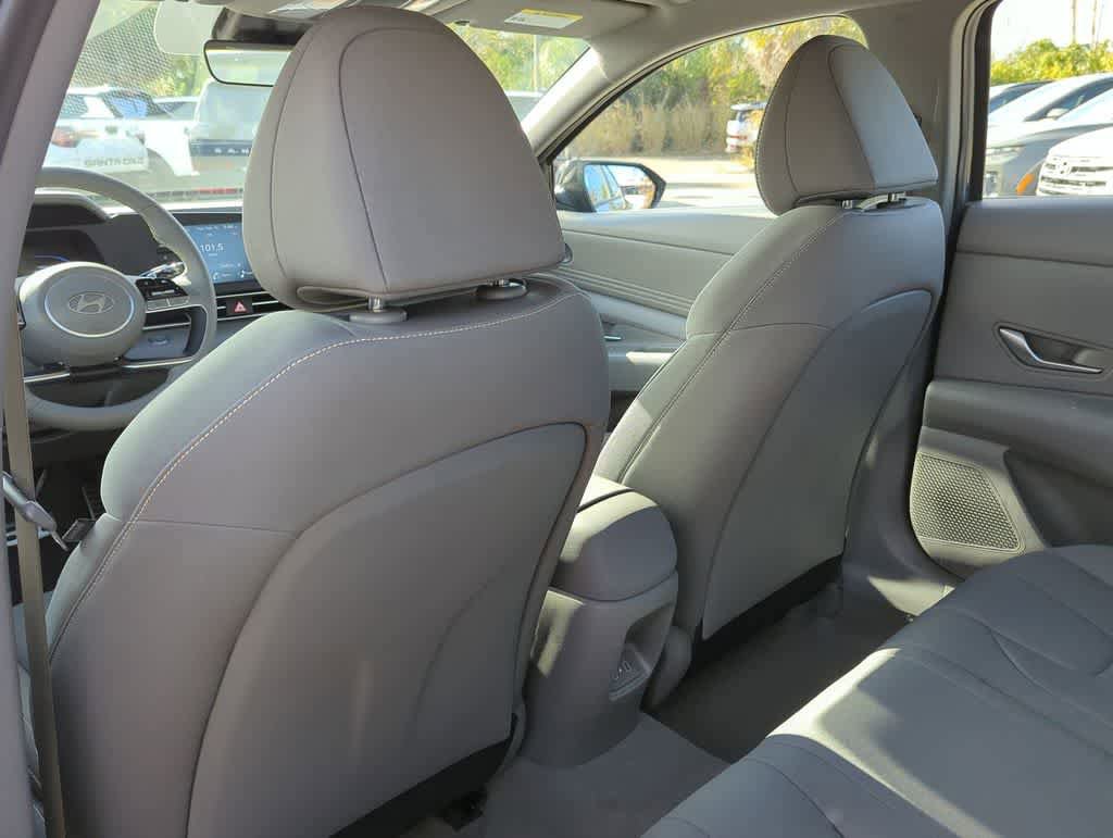New 2026 Hyundai Elantra Sport FWD image 19