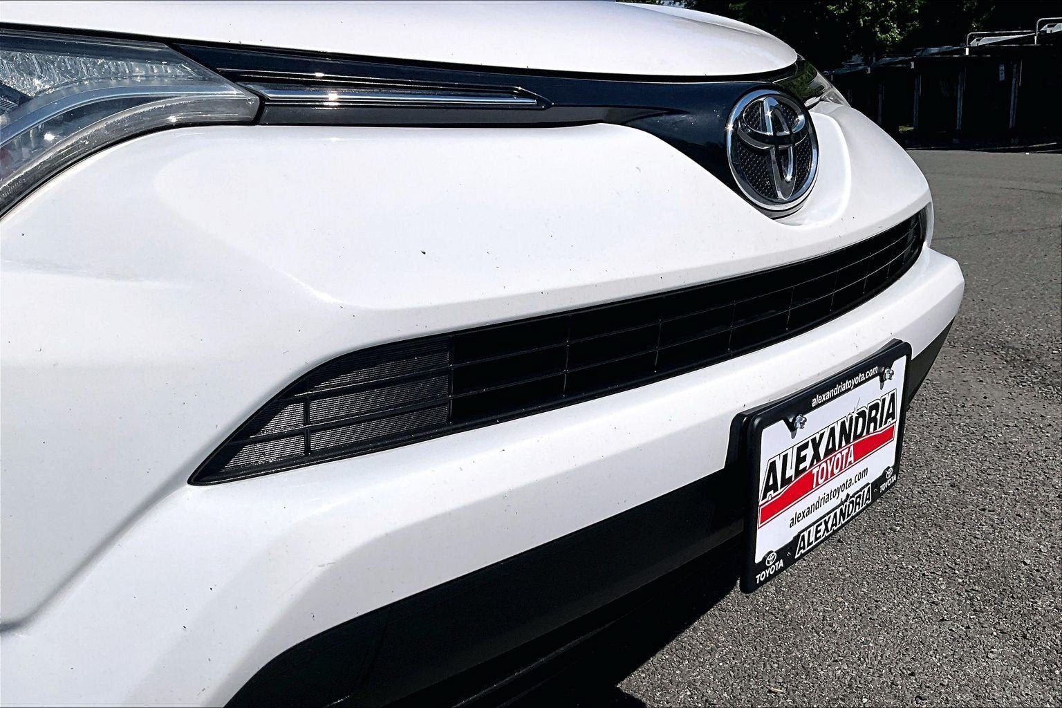 Used 2016 Toyota RAV4 LE AWD/4WD image 28